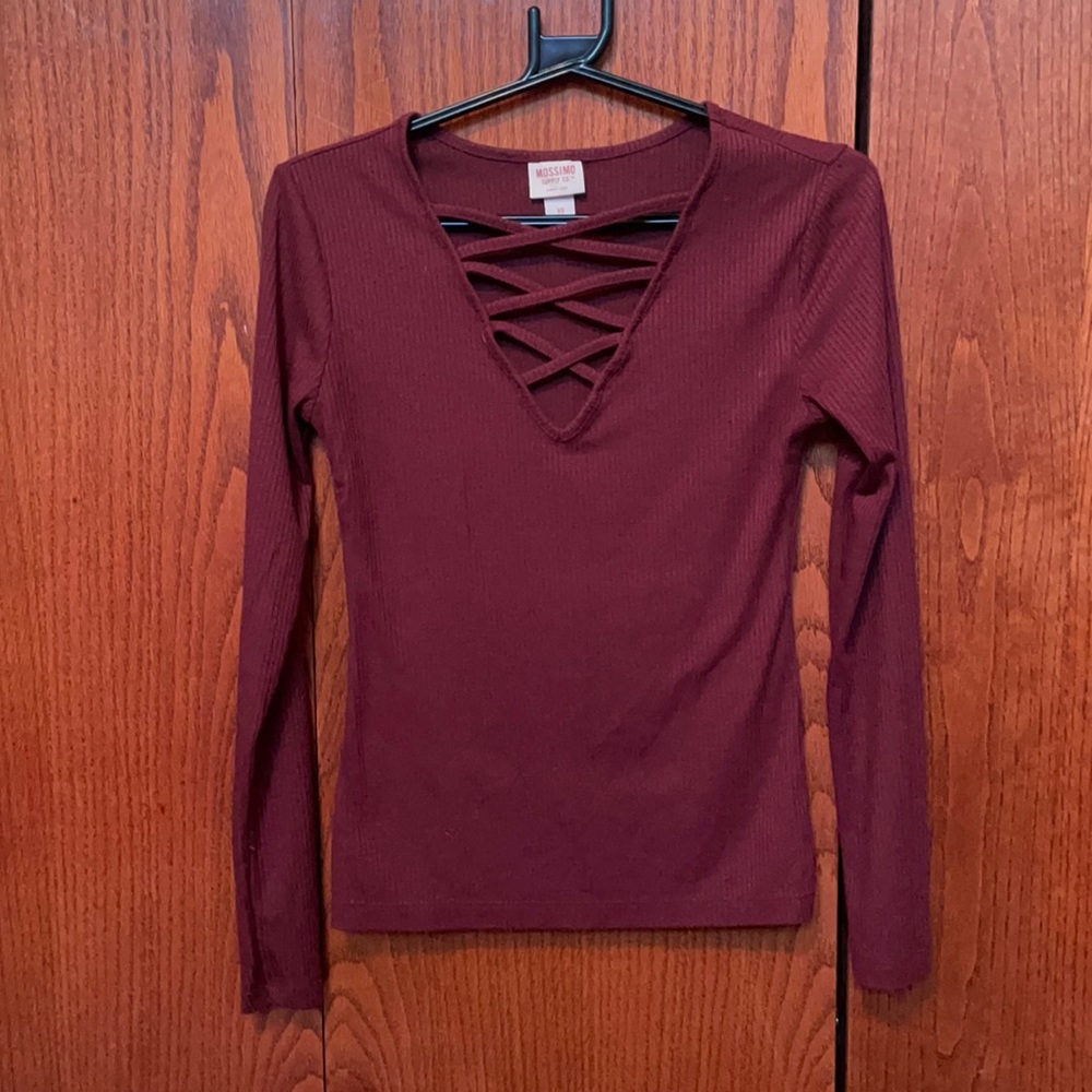 Women’s Mossimo maroon long sleeve shirt size XS